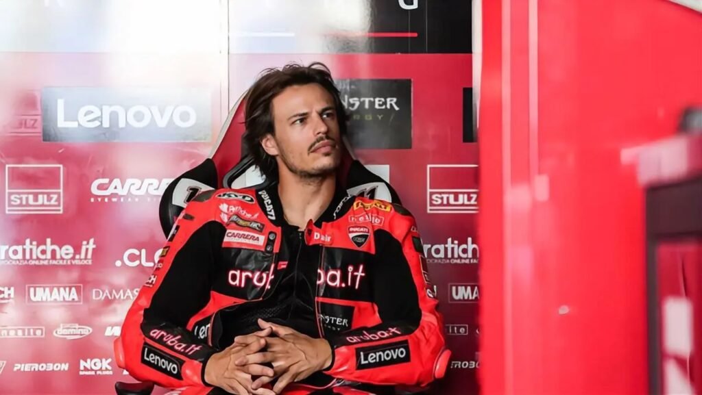 Nicolo Bulega faz estreia em testes da MotoGP