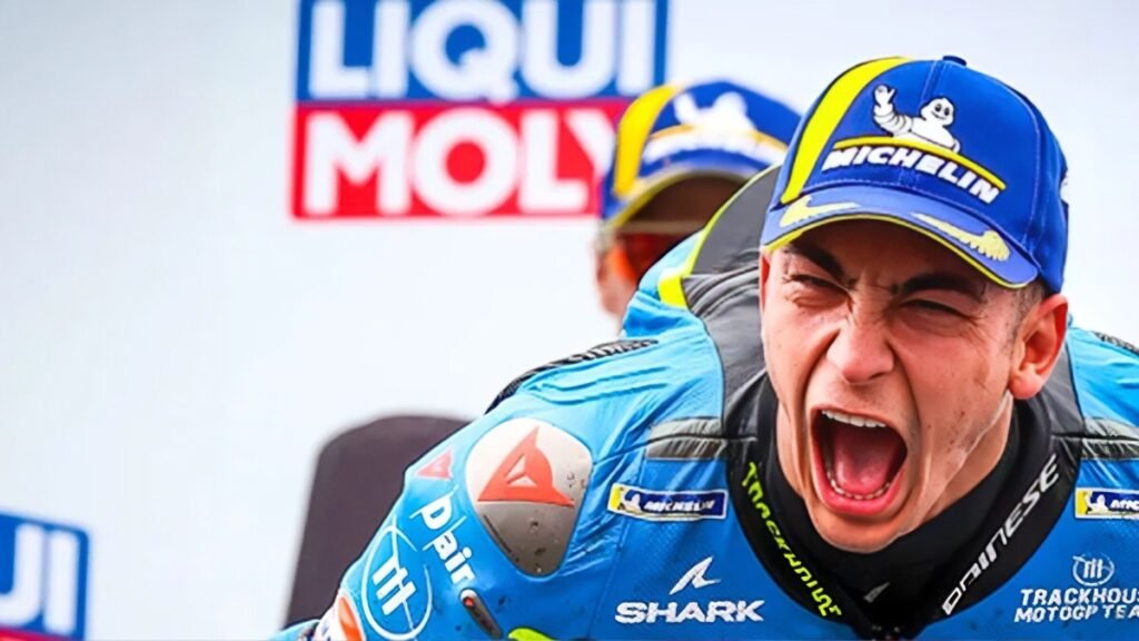 Raul Fernandez emocionado após vencer na MotoGP: “Não consigo acreditar”