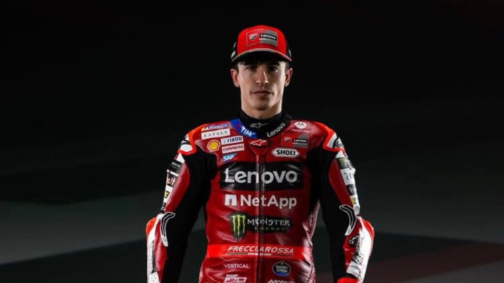 Marc Márquez sofre queda em treino na Espanha, mas passa bem antes da pré-temporada da MotoGP 2026