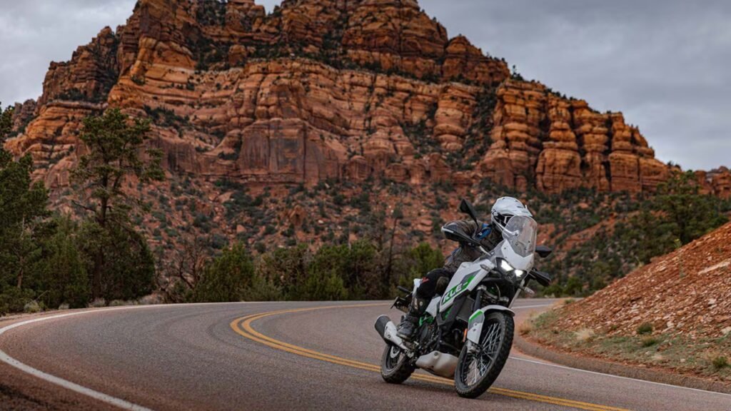 Nova Kawasaki KLE500 2026