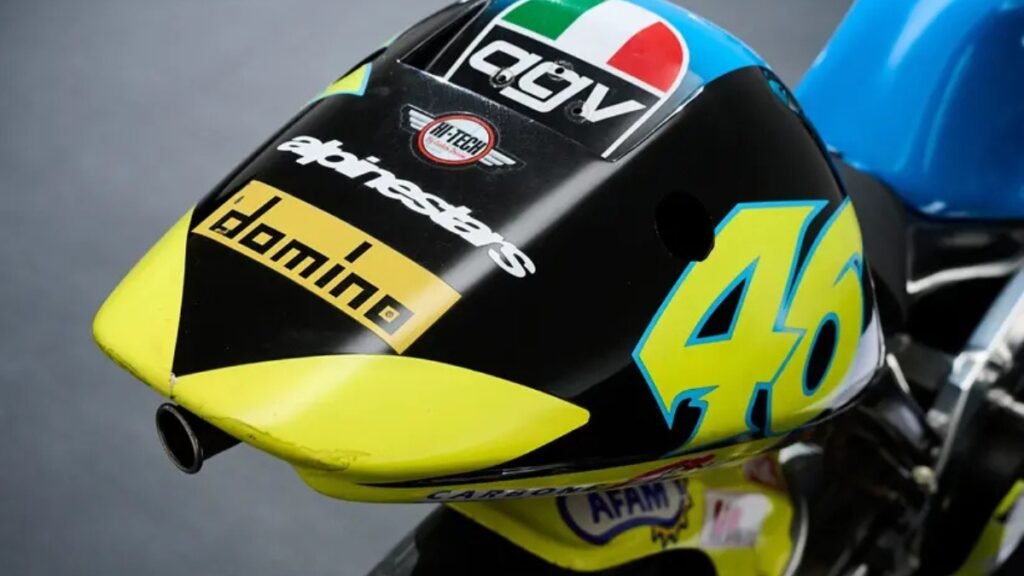 Primeira moto de Valentino Rossi na MotoGP vai a leilão