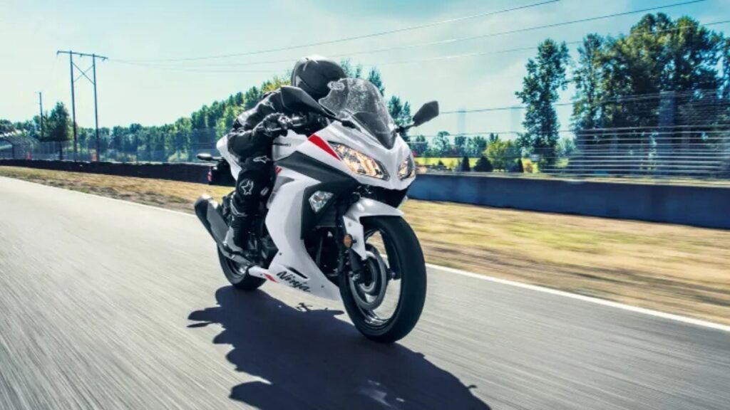 Kawasaki Ninja 300 2026